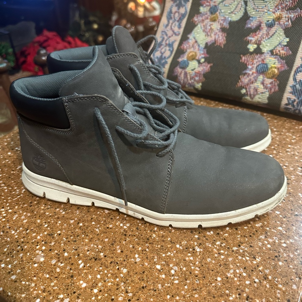 Timberland Men's Dark Gray Chukka Boots